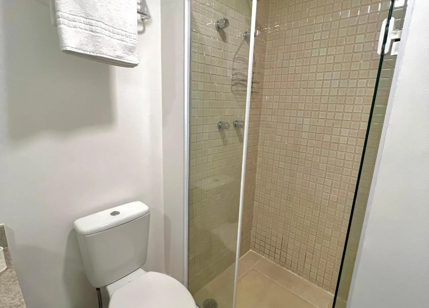 Moderno apto com piscina rua Augusta e Frei caneca San Paolo Brasile